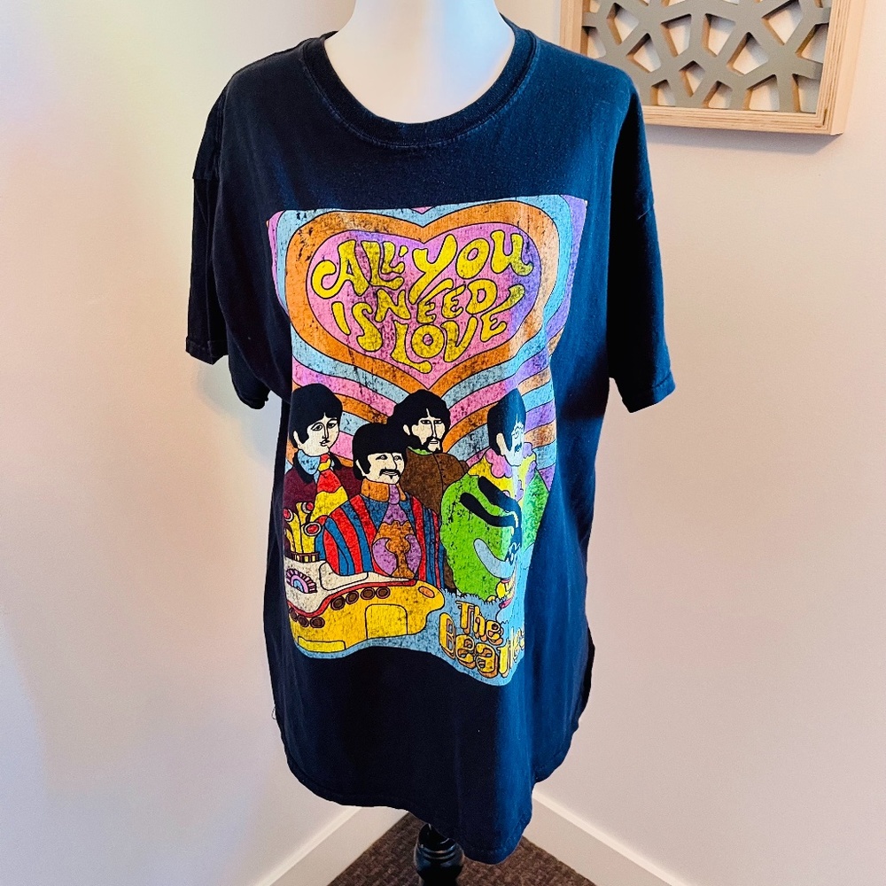 Beatles All you need is Love Tee